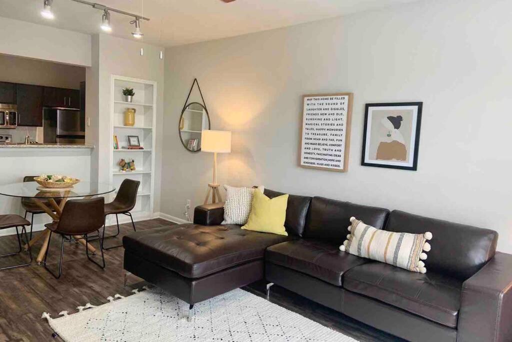 Newly Furnished 1Br Apartment W/ Hermann Park View Houston Exteriér fotografie