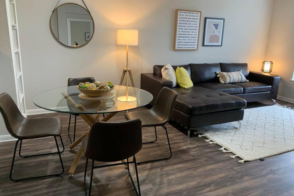 Newly Furnished 1Br Apartment W/ Hermann Park View Houston Exteriér fotografie
